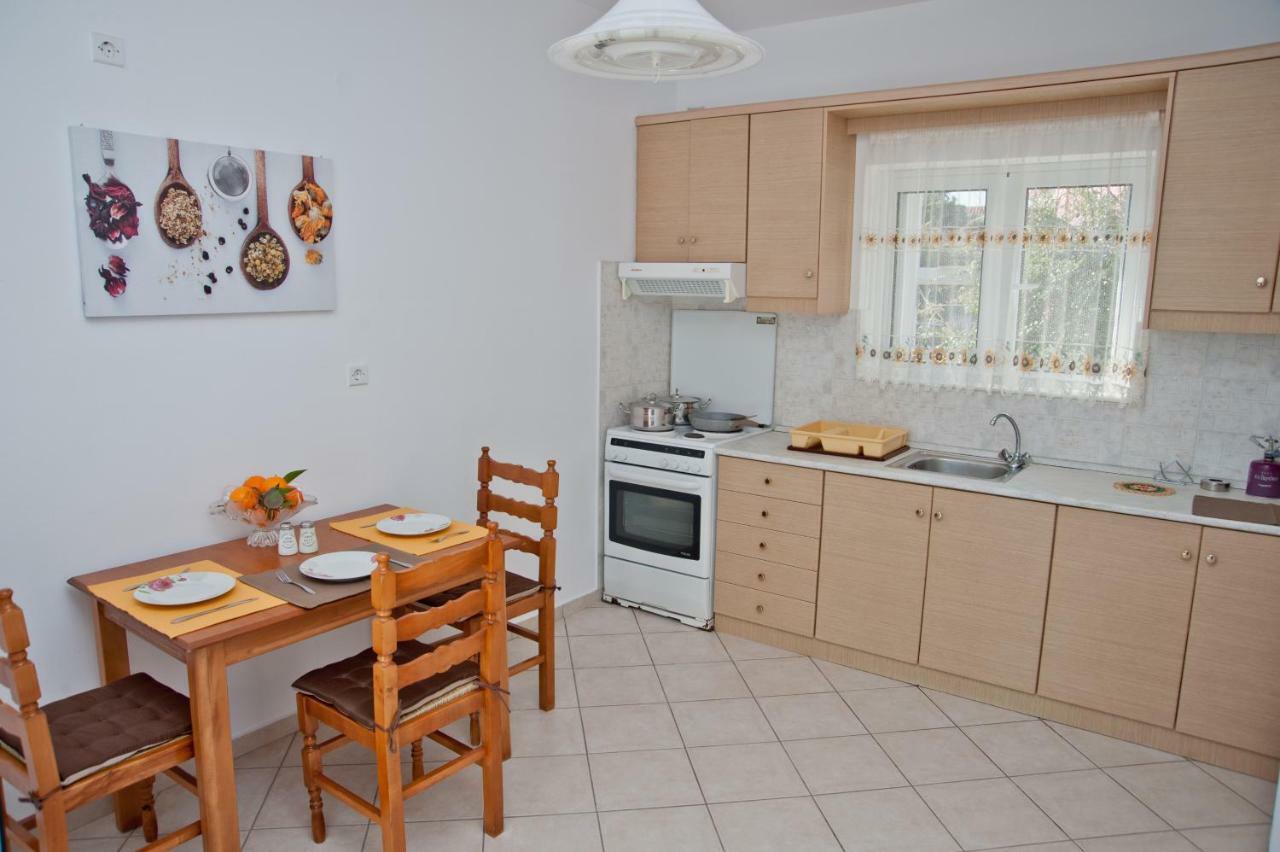 Erodios Apartments Elaionas  Eksteriør billede