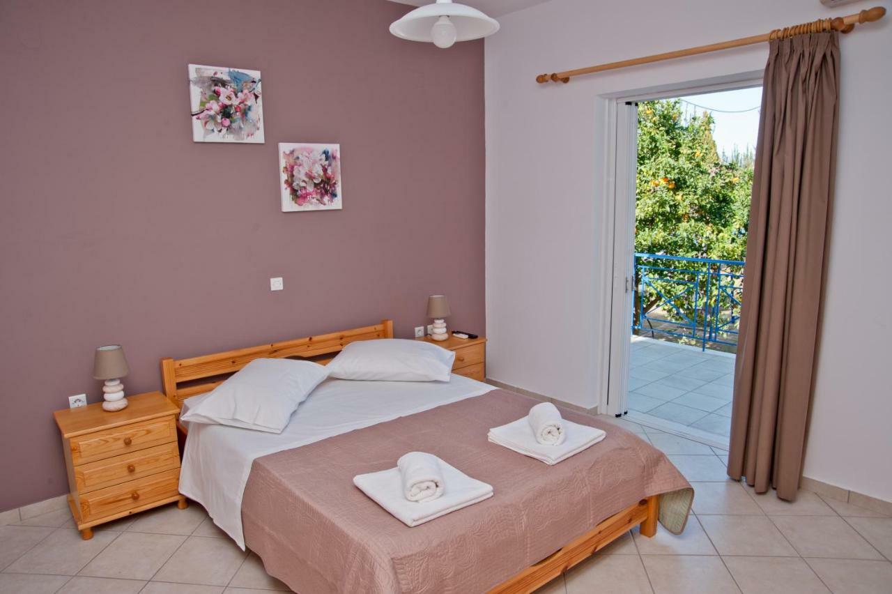 Erodios Apartments Elaionas  Eksteriør billede